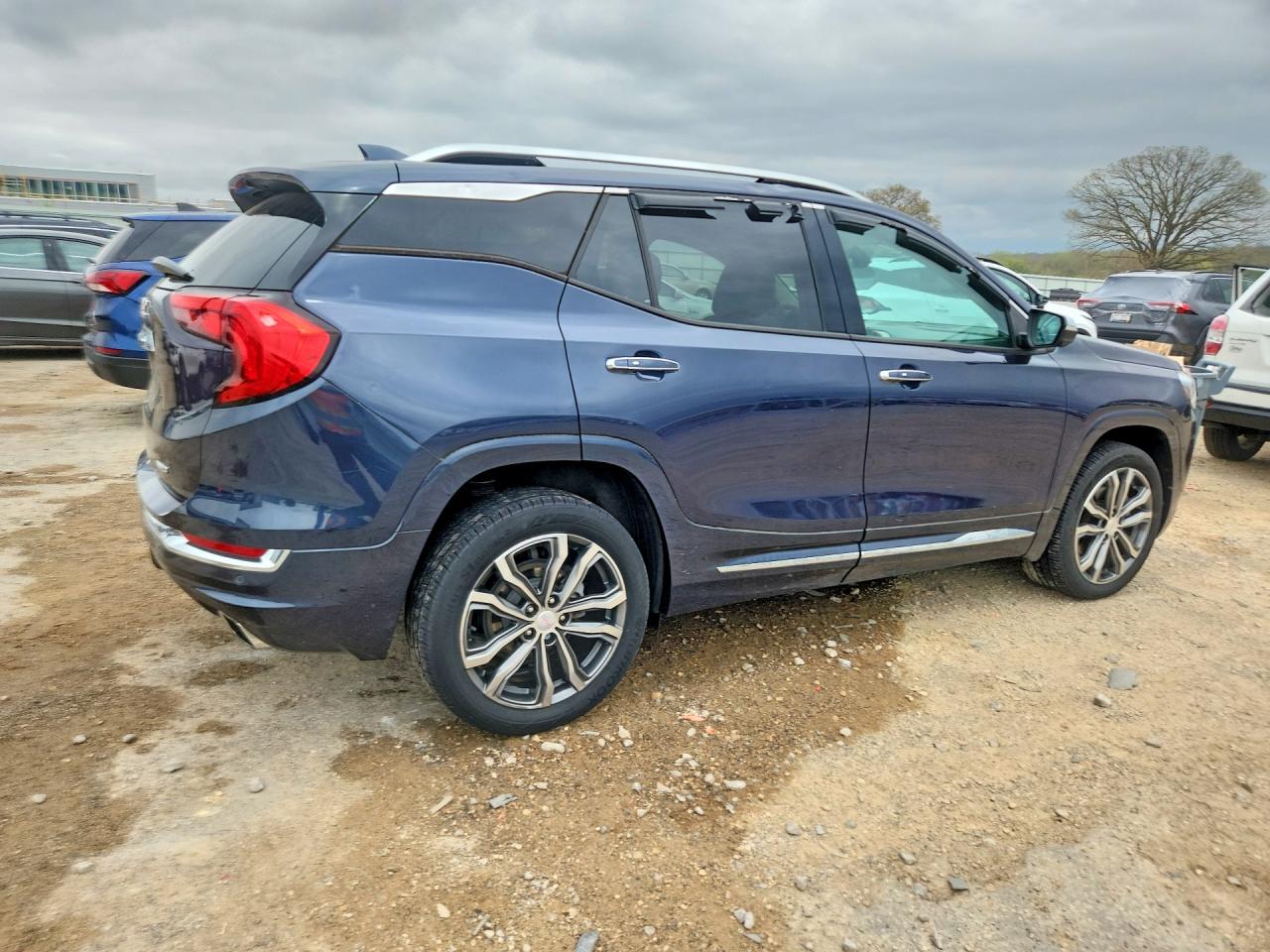 2019 GMC TERRAIN DENALI — снимка 3