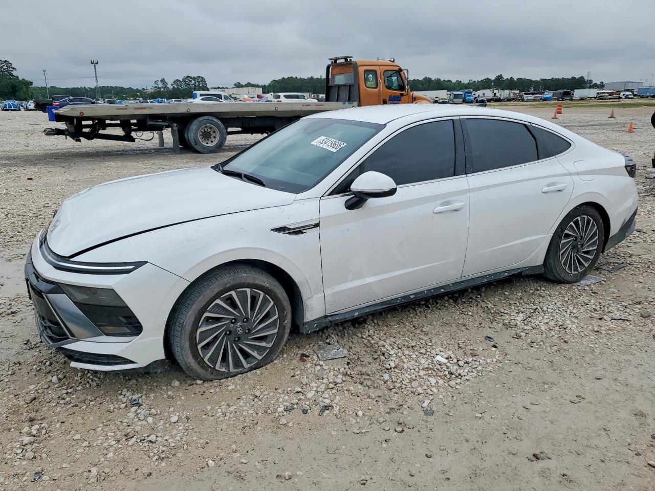 2025 HYUNDAI SONATA HYBRID SEL