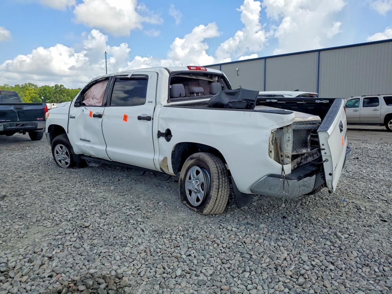2016 TOYOTA TUNDRA SR5 — снимка 2