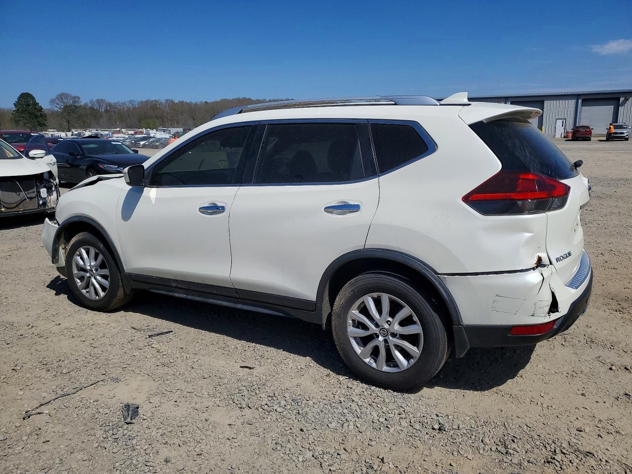 2019 NISSAN ROGUE SV — снимка 2