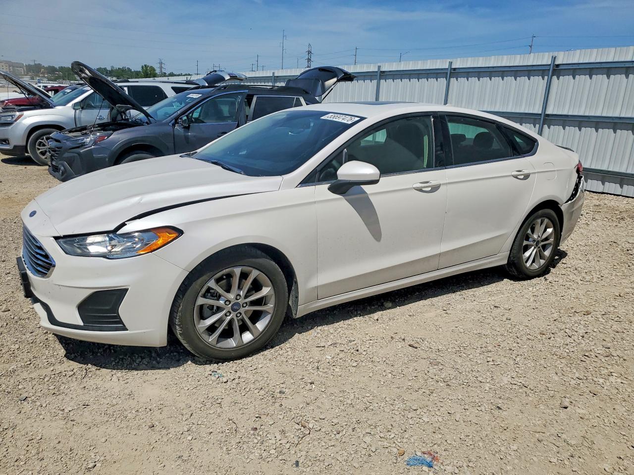 2019 FORD FUSION SE