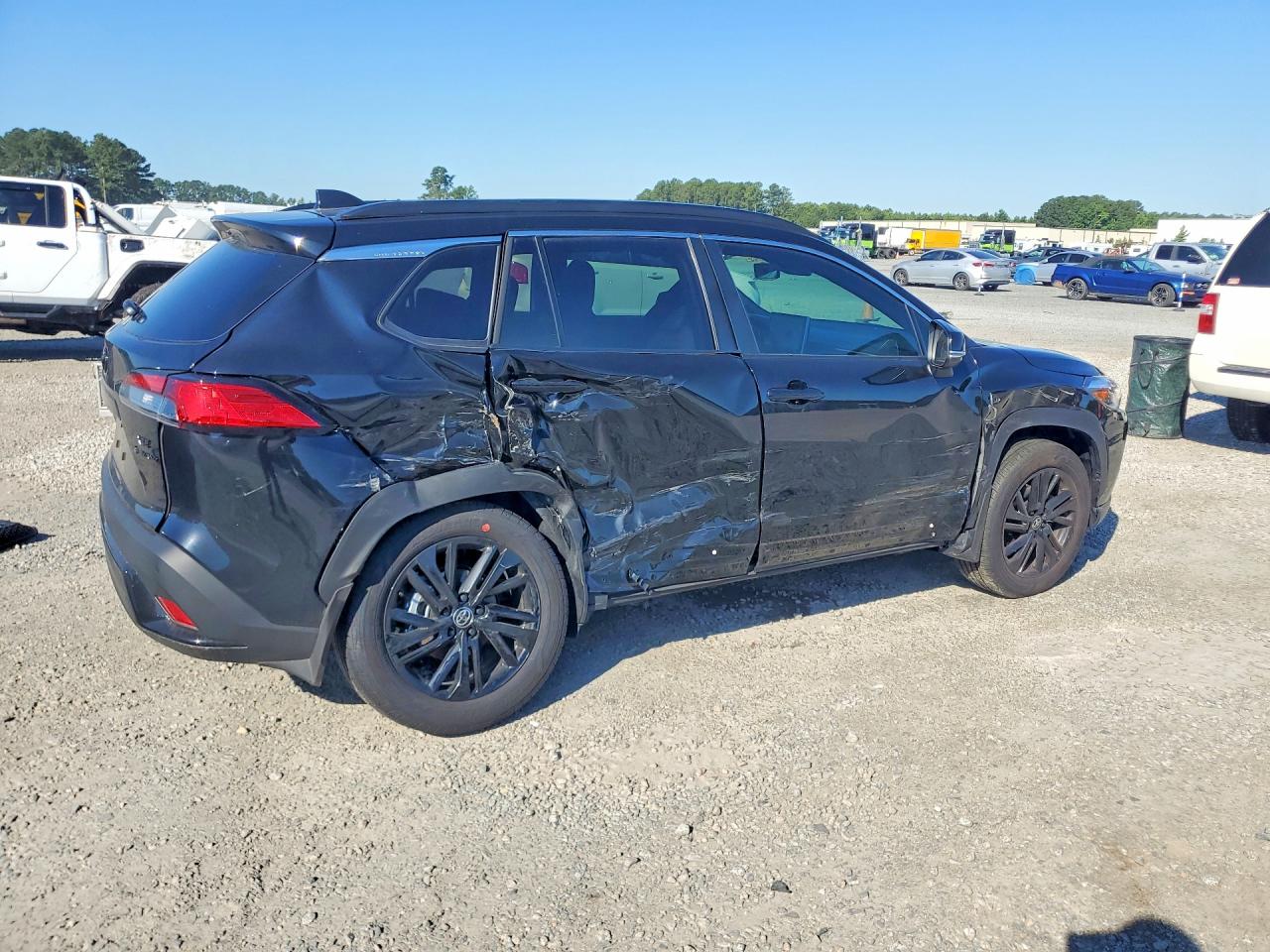 2026 TOYOTA COROLLA CROSS HYBRID XSE — снимка 3