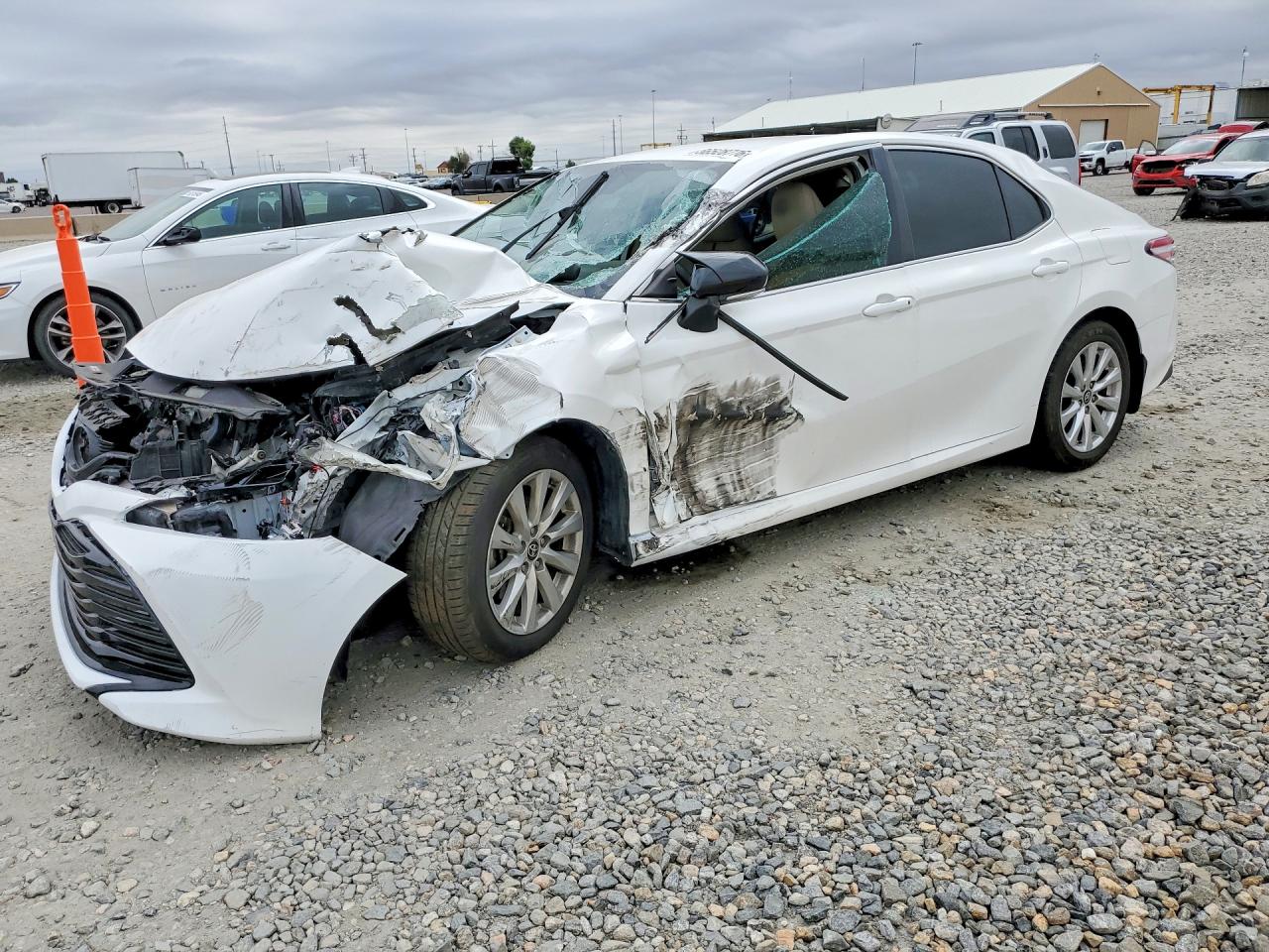 2020 TOYOTA CAMRY LE