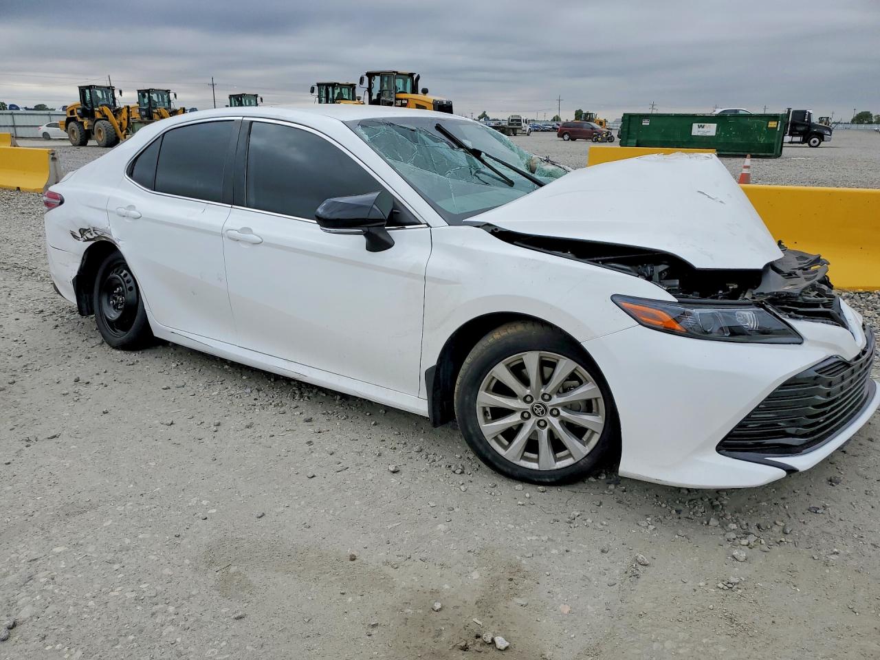 2020 TOYOTA CAMRY LE — снимка 4