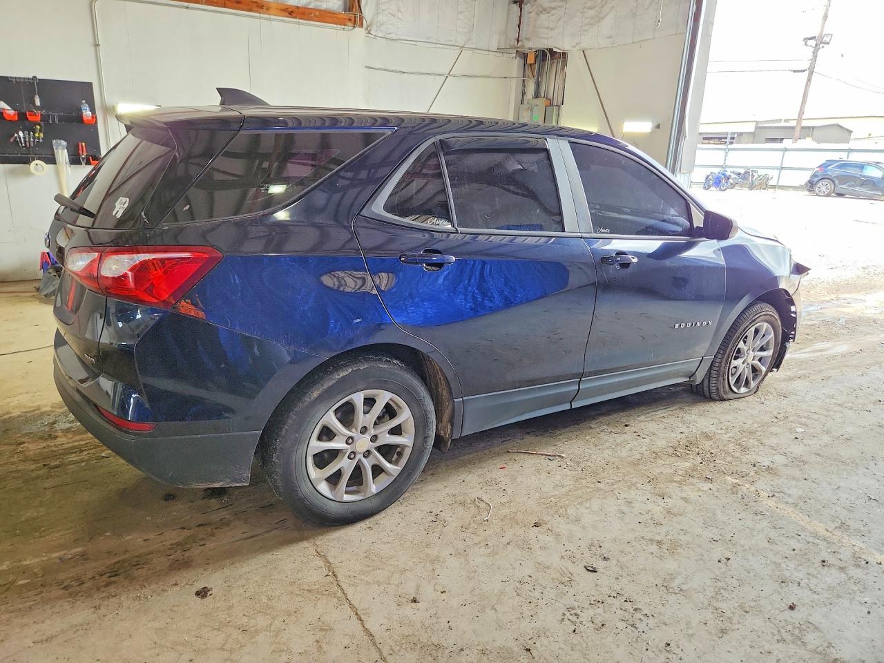 2020 CHEVROLET EQUINOX LS — снимка 3