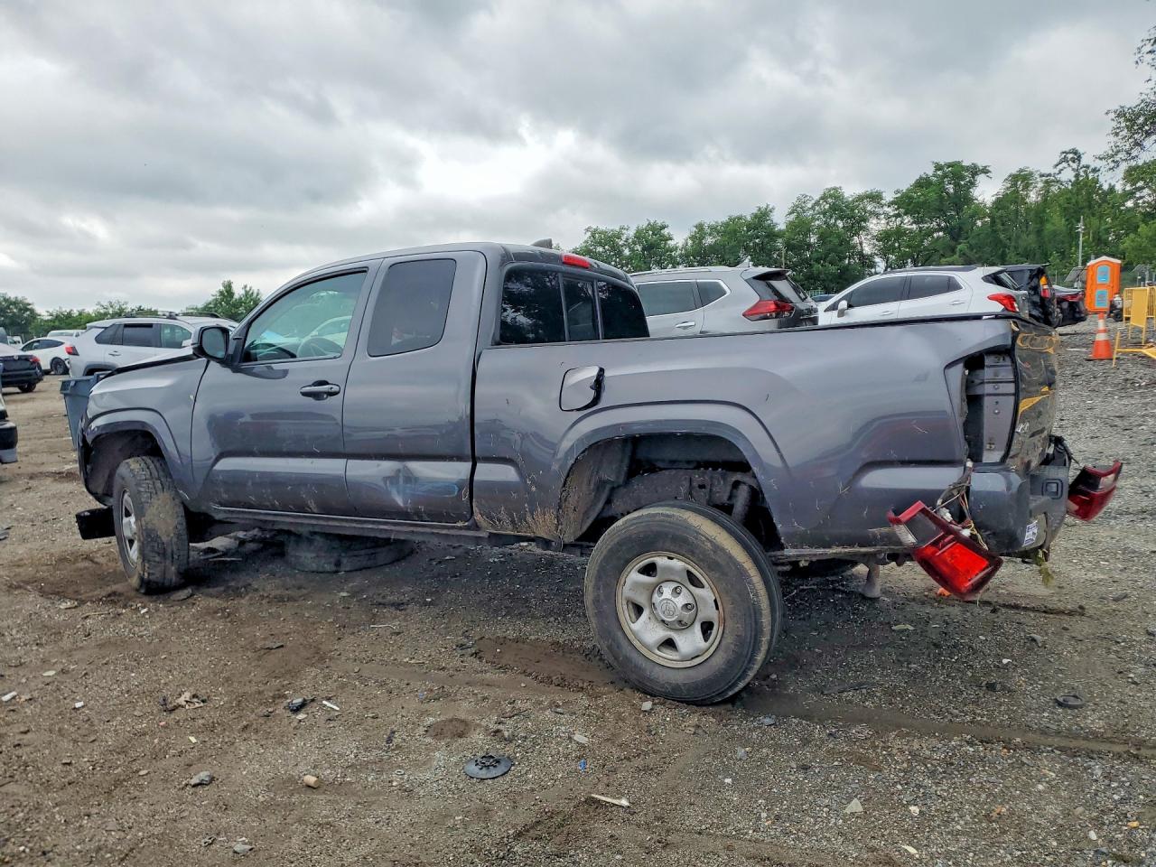 2023 TOYOTA TACOMA SR — снимка 2