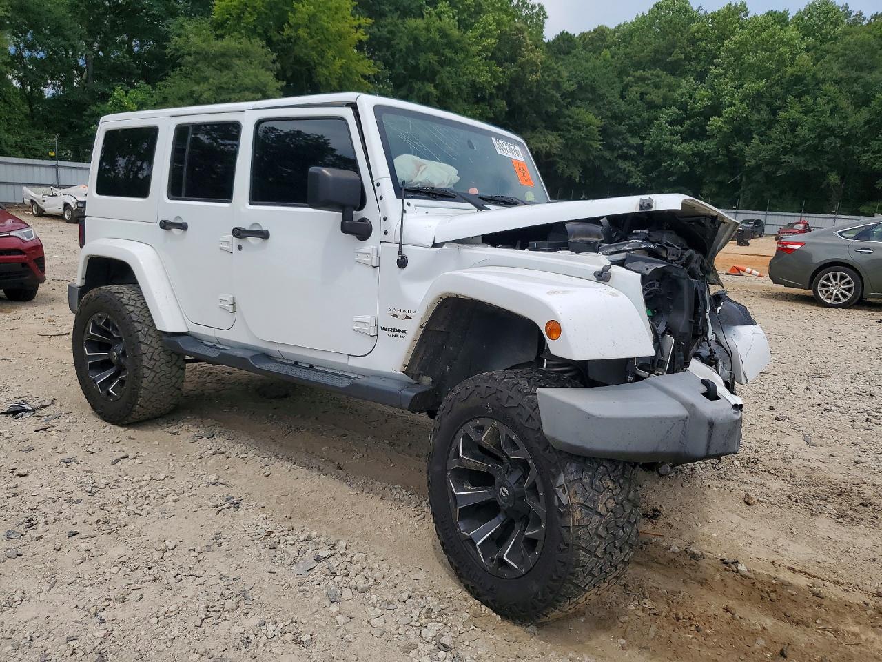 2017 JEEP WRANGLER UNLIMITED SAHARA — снимка 4