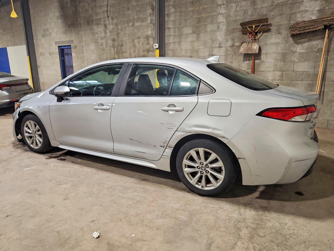 2024 TOYOTA COROLLA LE — снимка 2