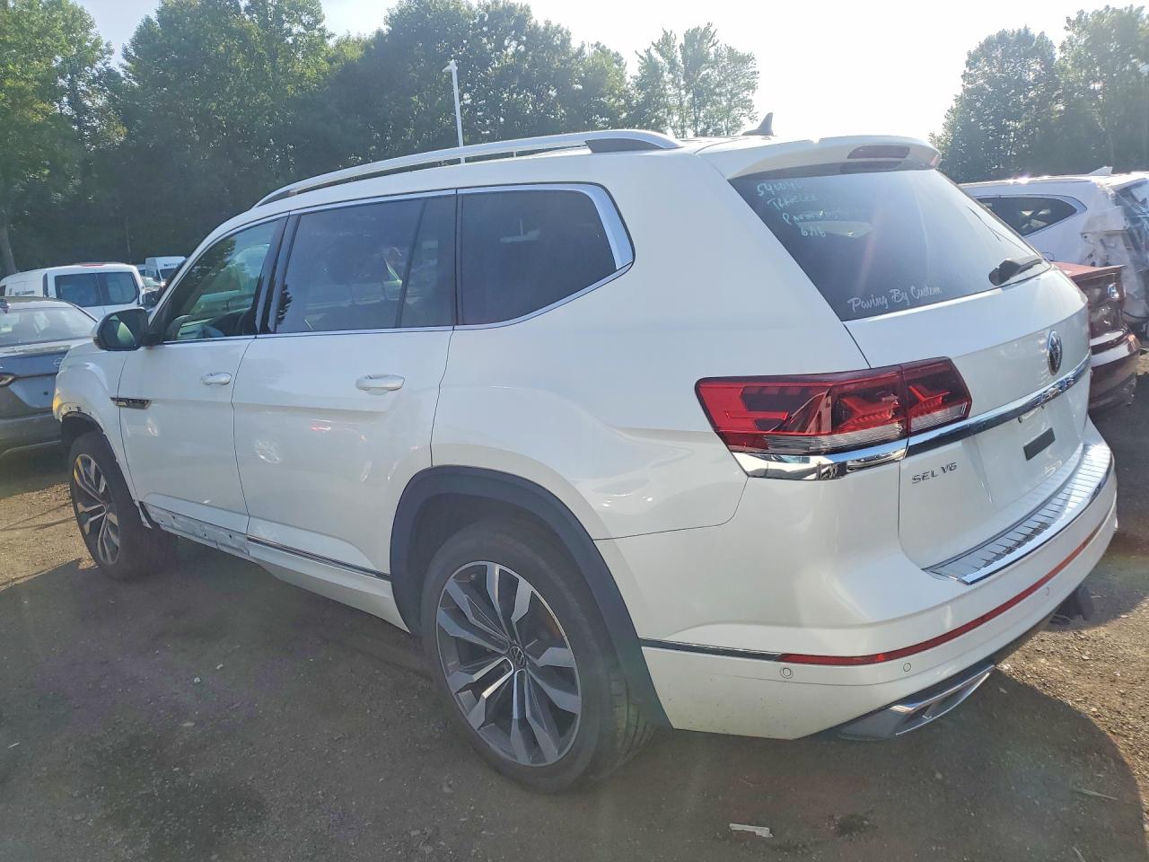 2023 VOLKSWAGEN ATLAS SEL PREMIUM R-LINE — снимка 2