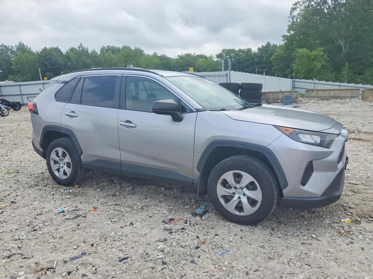 2019 TOYOTA RAV4 LE — снимка 4
