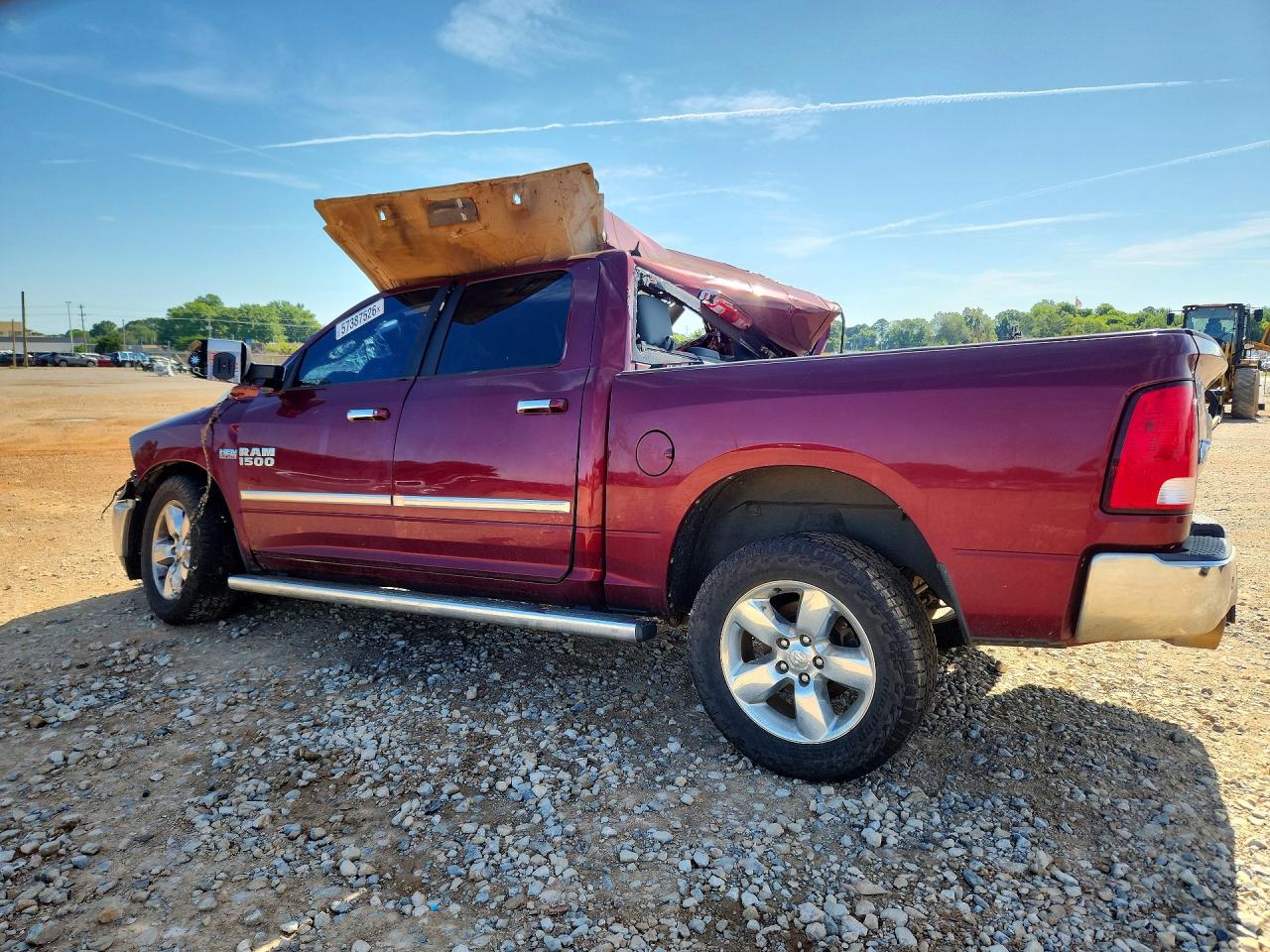2017 RAM 1500 SLT — снимка 2