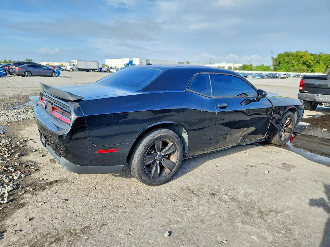 2015 DODGE CHALLENGER SXT — снимка 3