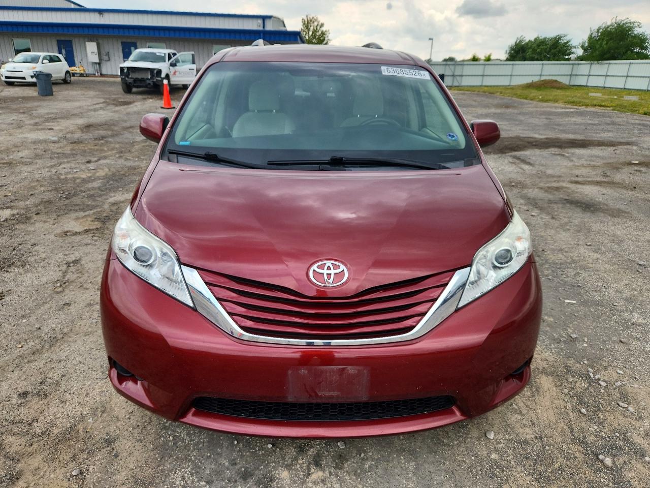 2016 TOYOTA SIENNA LE — снимка 5