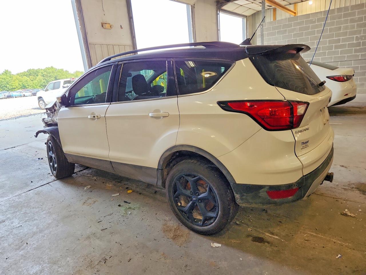 2019 FORD ESCAPE TITANIUM — снимка 2