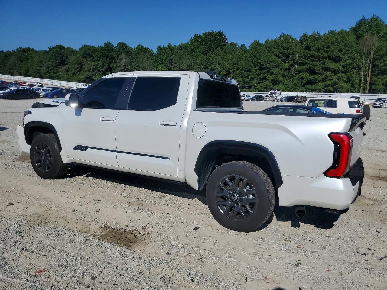 2025 TOYOTA TUNDRA PLATINUM HV — снимка 2