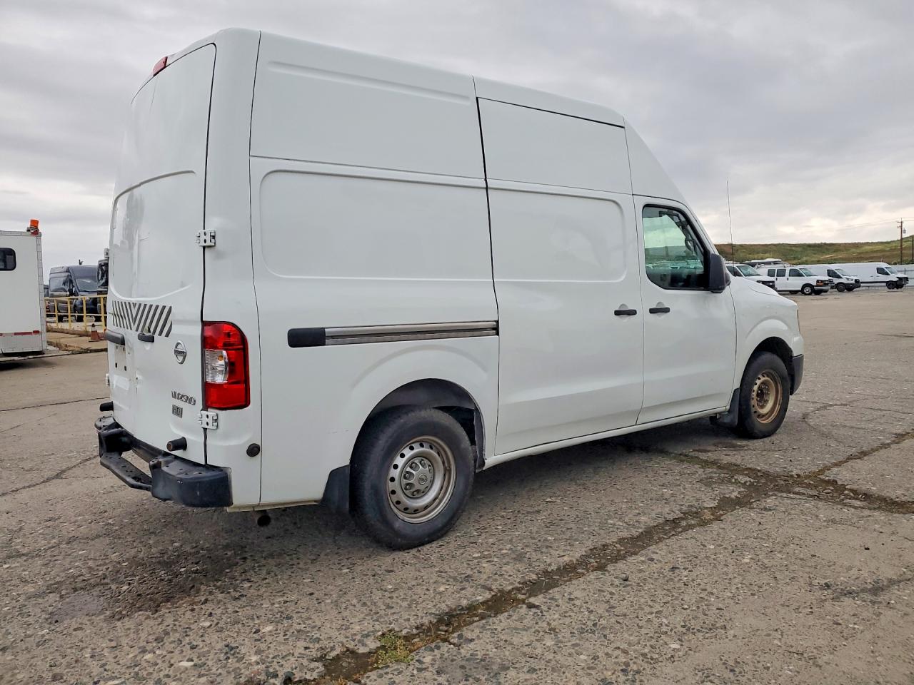 2016 NISSAN NV 2500 HD S — снимка 3