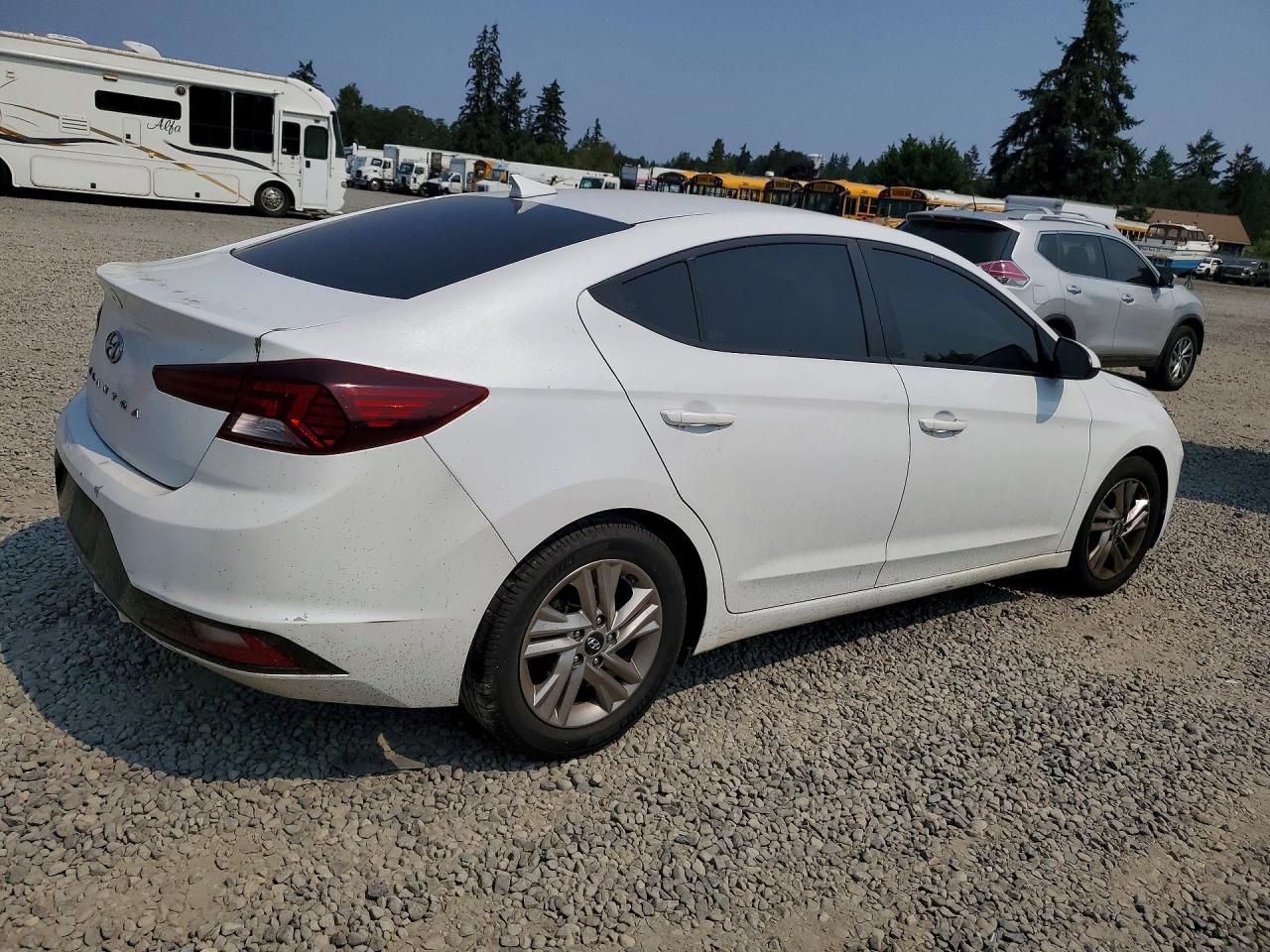 2020 HYUNDAI ELANTRA SEL — снимка 3