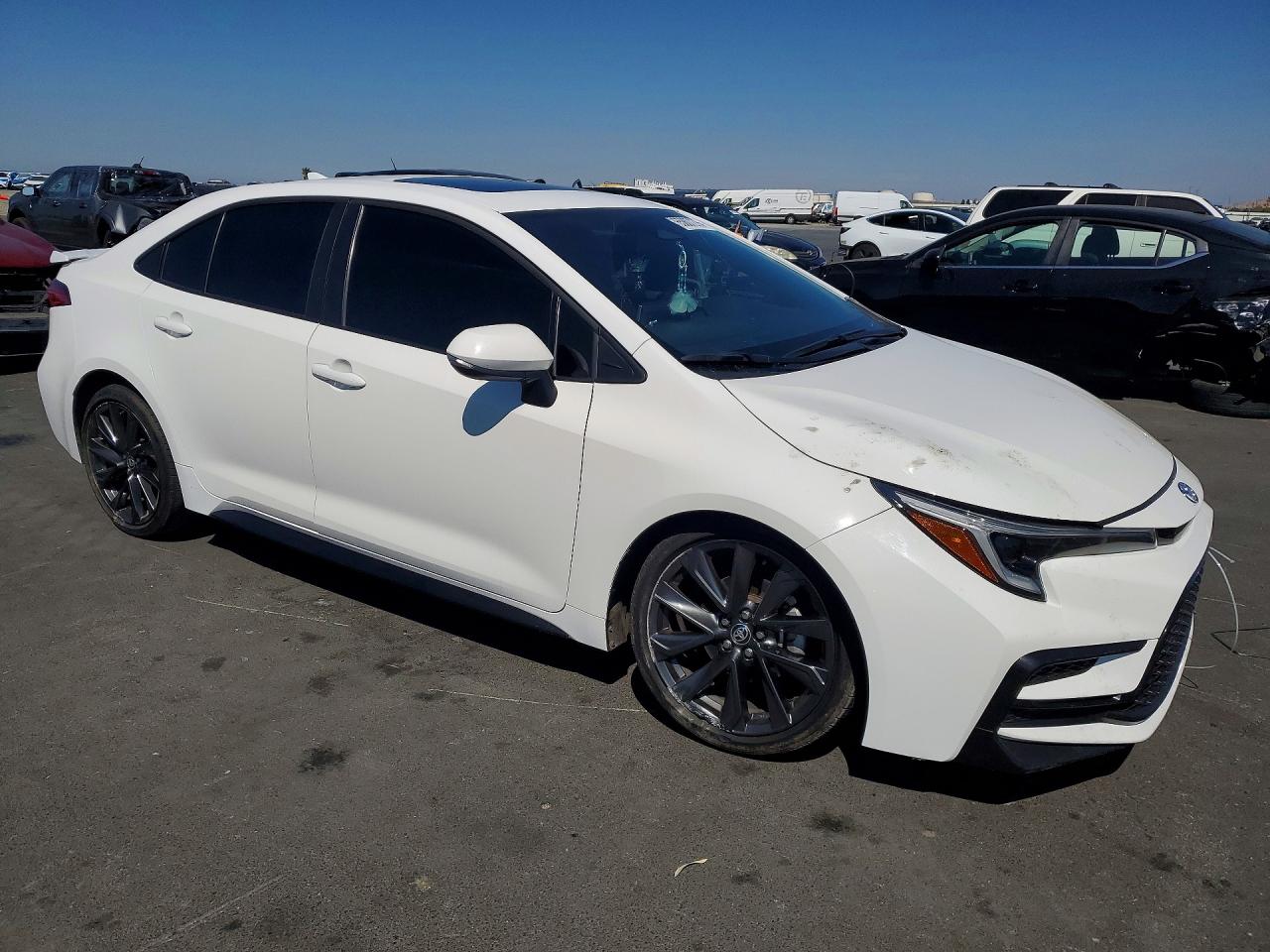 2024 TOYOTA COROLLA XSE — снимка 4