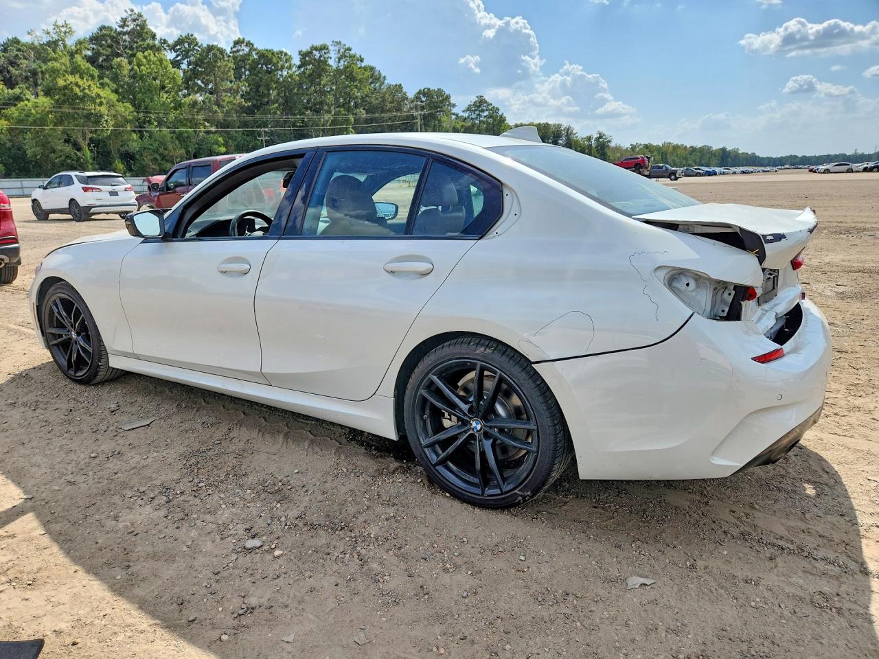 2021 BMW 330I — снимка 2