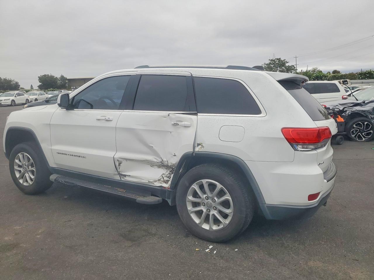 2016 JEEP GRAND CHEROKEE LAREDO — снимка 2