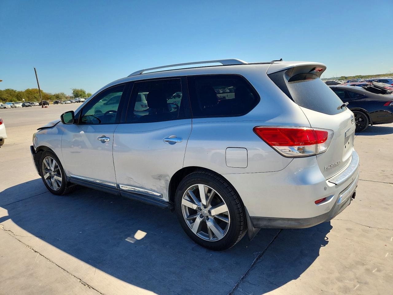 2015 NISSAN PATHFINDER PLATINUM — снимка 2