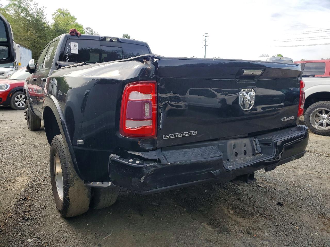 2022 RAM 3500 LARAMIE — снимка 2