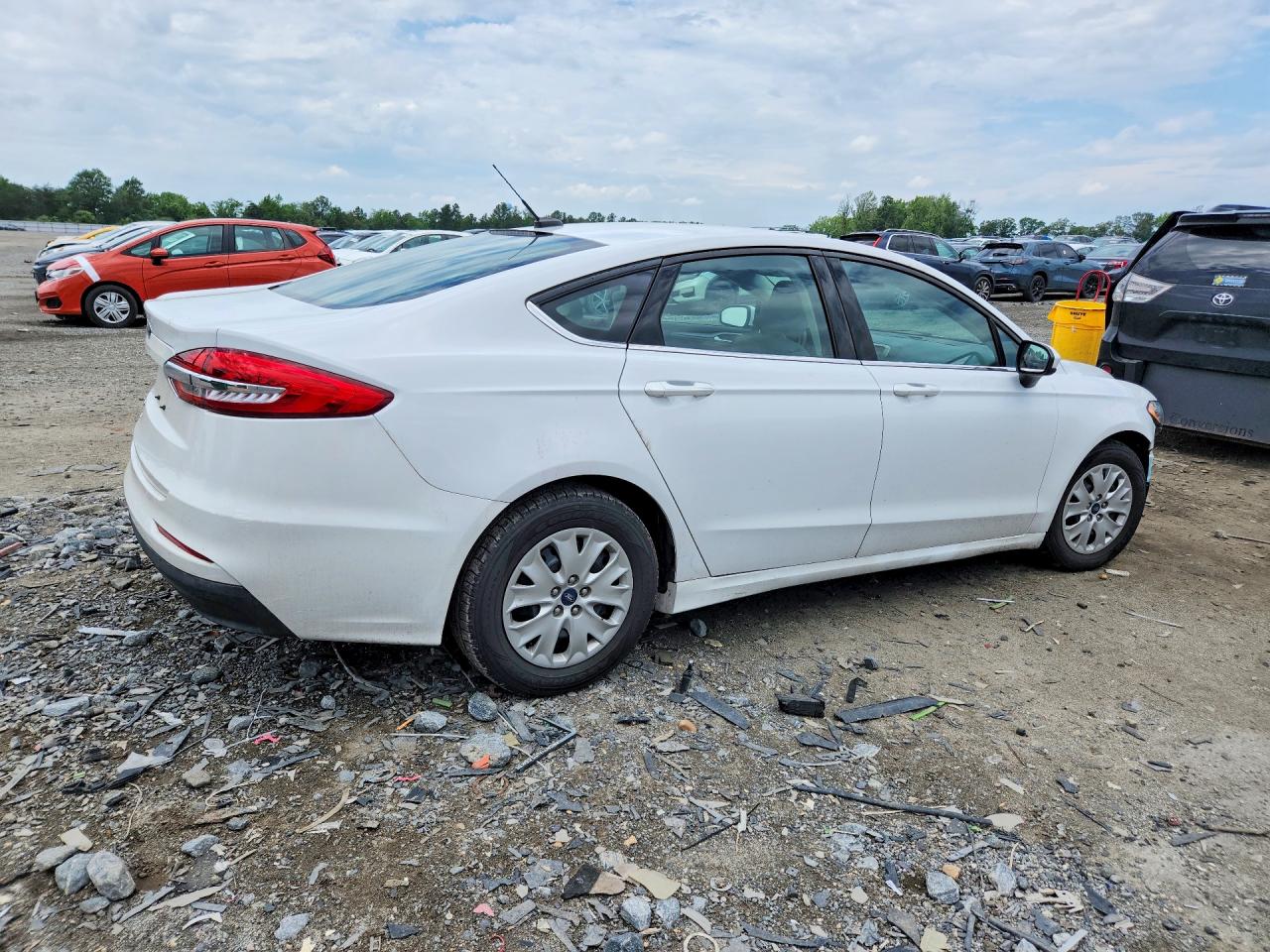 2019 FORD FUSION S — снимка 3