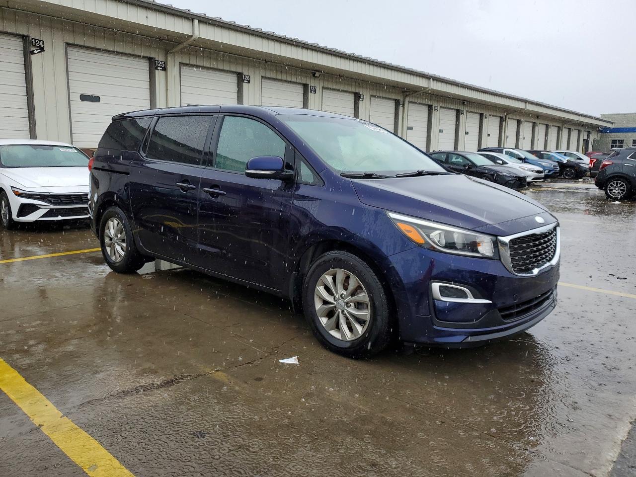 2019 KIA SEDONA LX — снимка 4