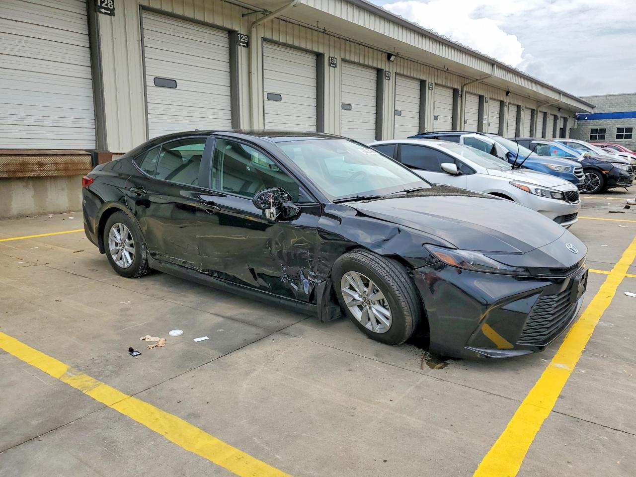 2026 TOYOTA CAMRY LE — снимка 4