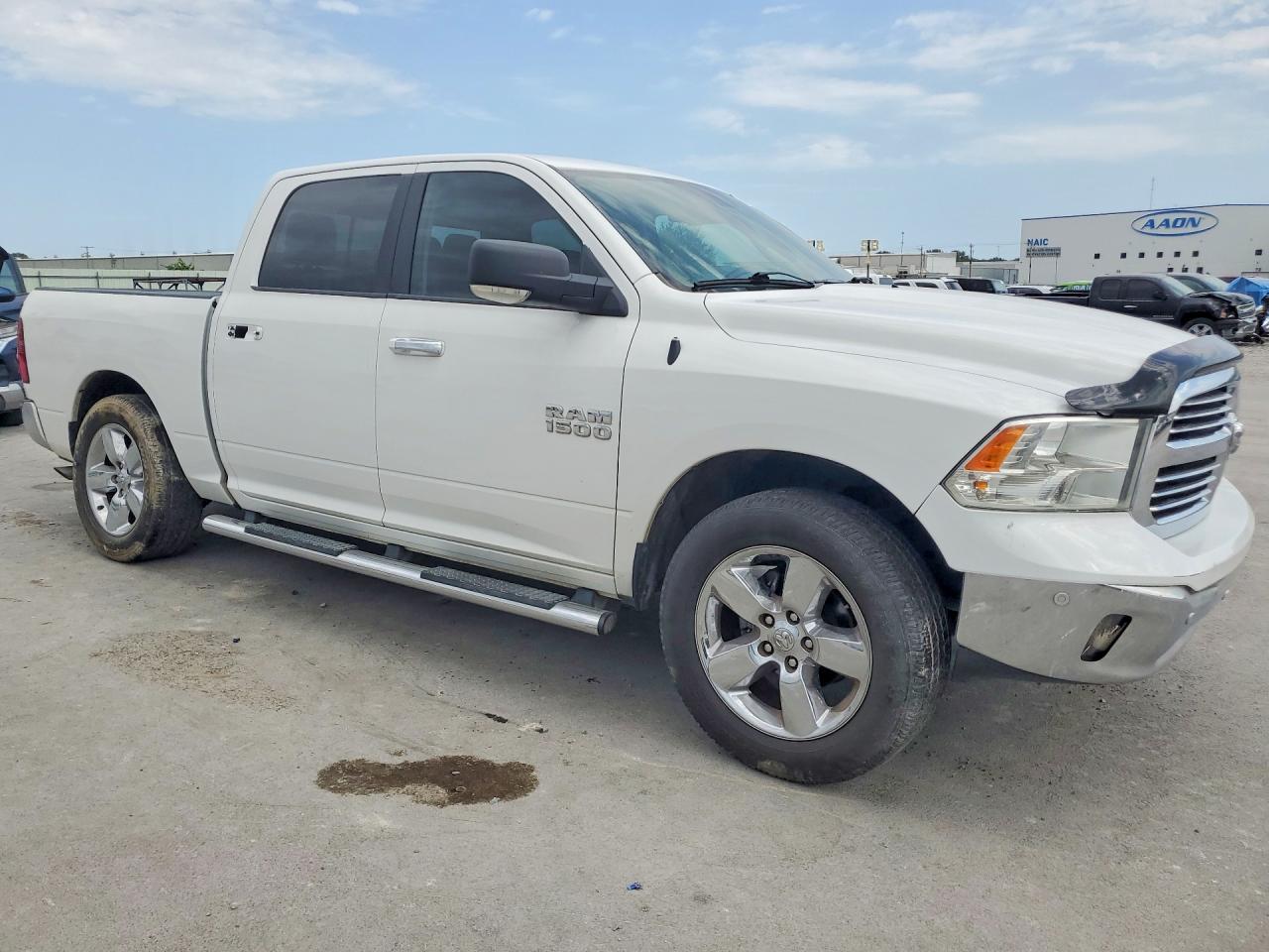 2017 RAM 1500 SLT — снимка 4
