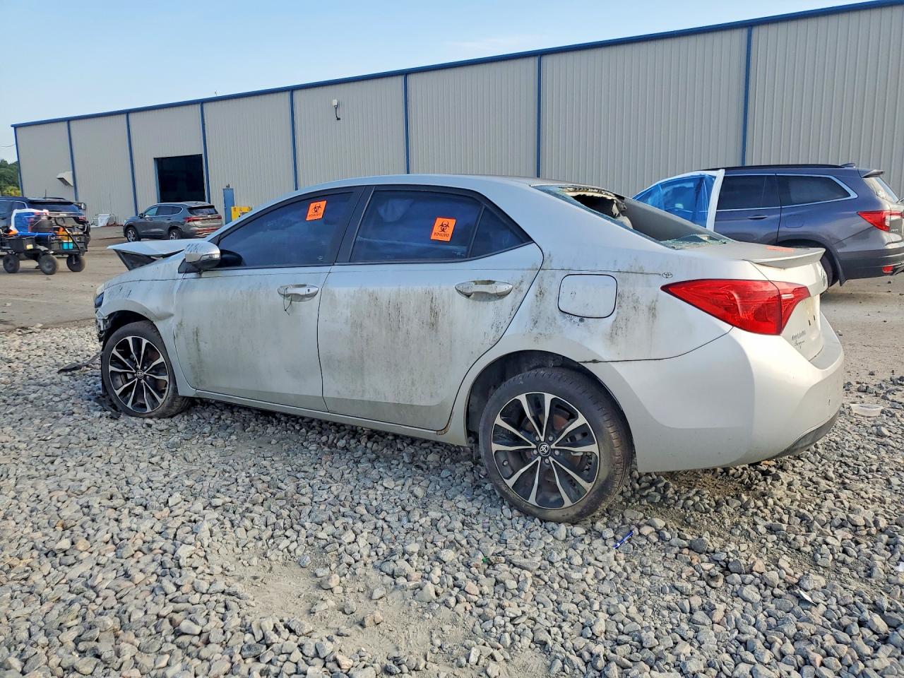 2017 TOYOTA COROLLA SE — снимка 2