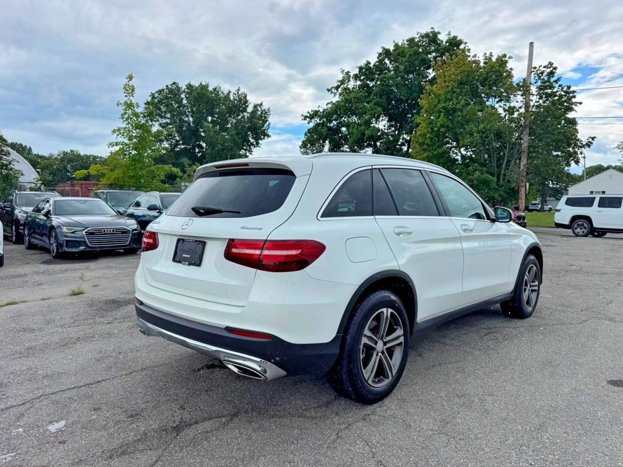 2017 MERCEDES-BENZ GLC 300 4MATIC — снимка 4