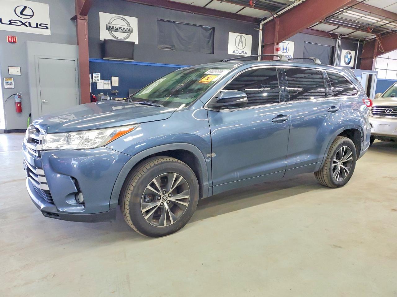 2018 TOYOTA HIGHLANDER LE PLUS