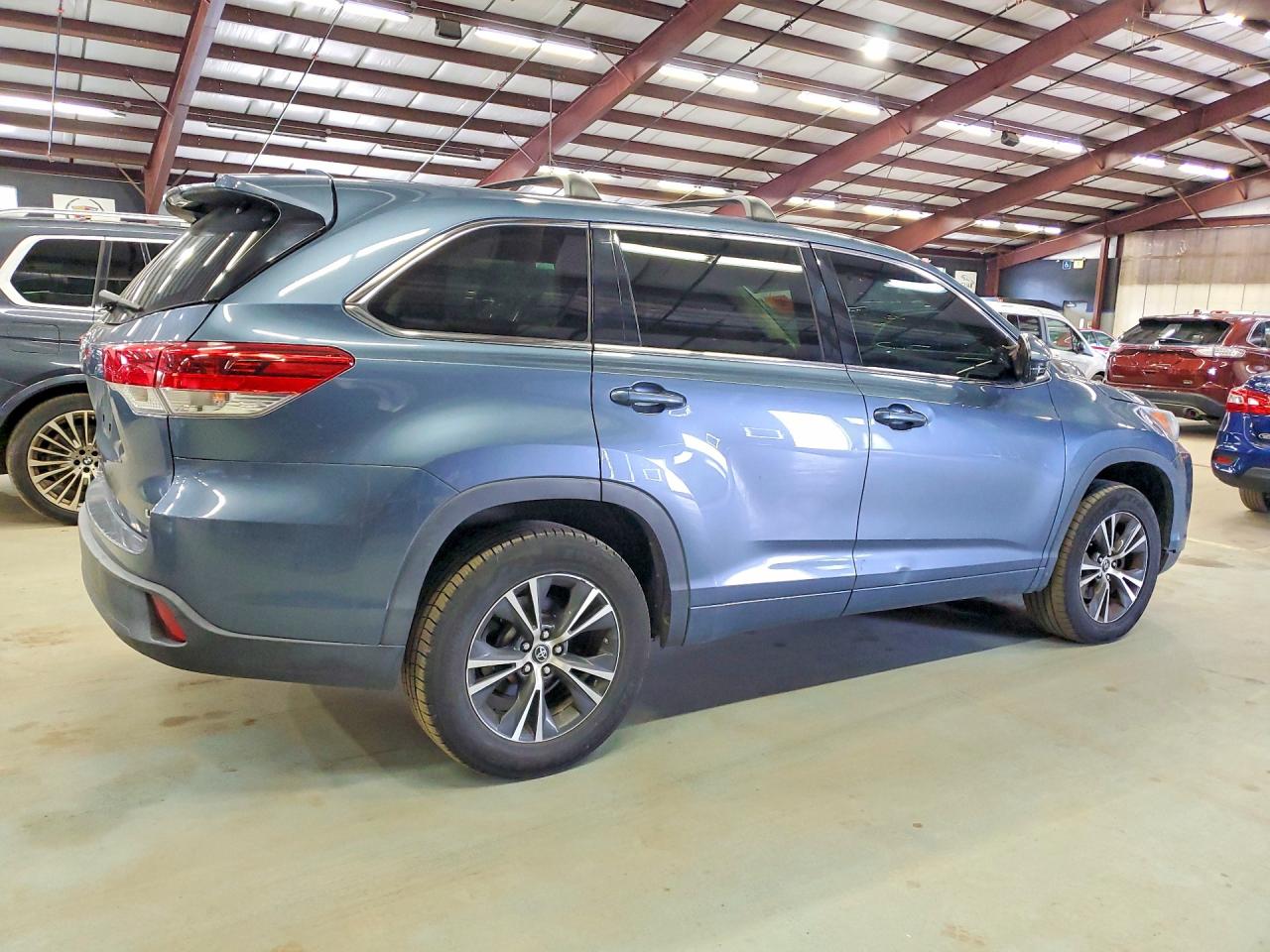 2018 TOYOTA HIGHLANDER LE PLUS — снимка 3
