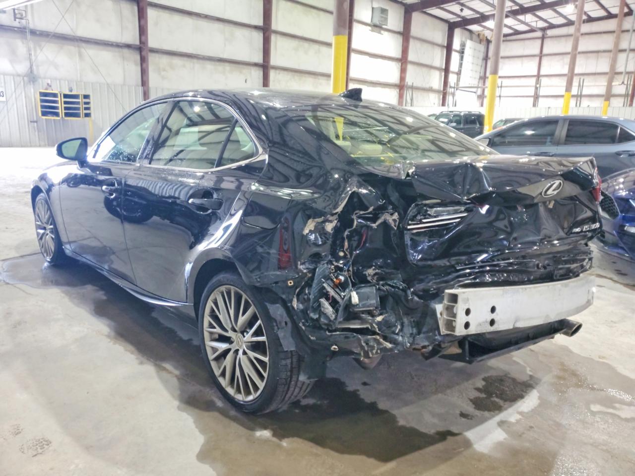 2016 LEXUS IS 300 — снимка 2