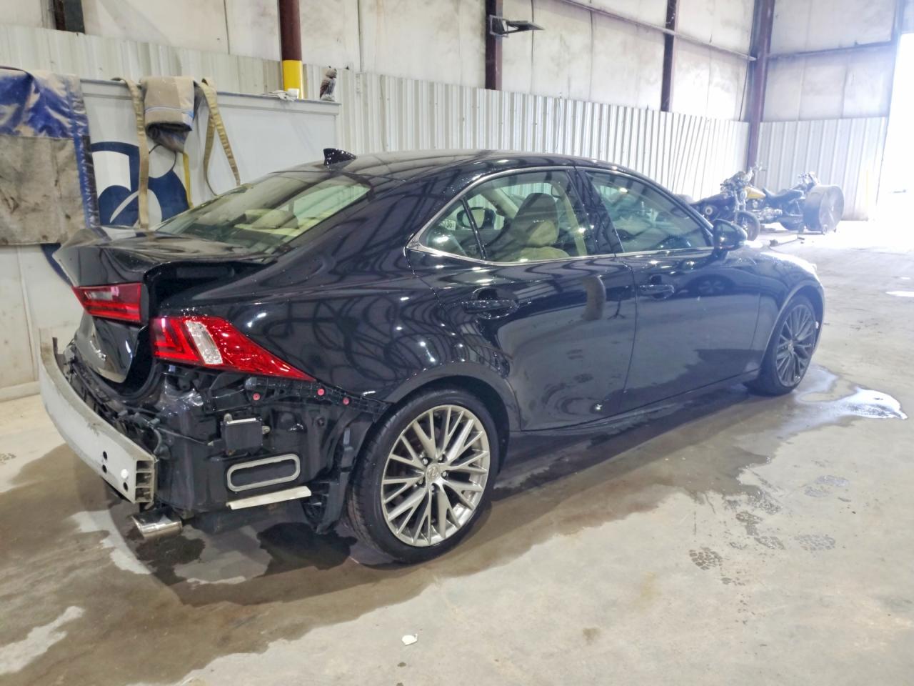 2016 LEXUS IS 300 — снимка 3