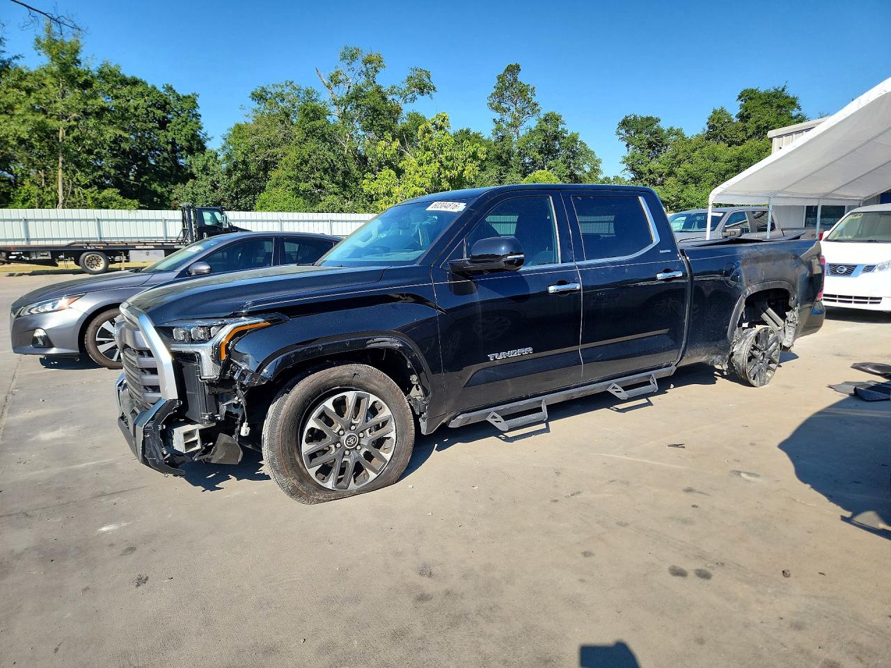2024 TOYOTA TUNDRA CREWMAX LIMITED