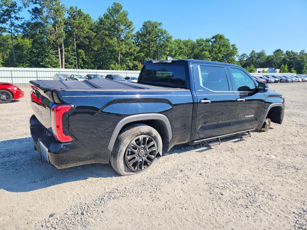 2024 TOYOTA TUNDRA CREWMAX LIMITED — снимка 3