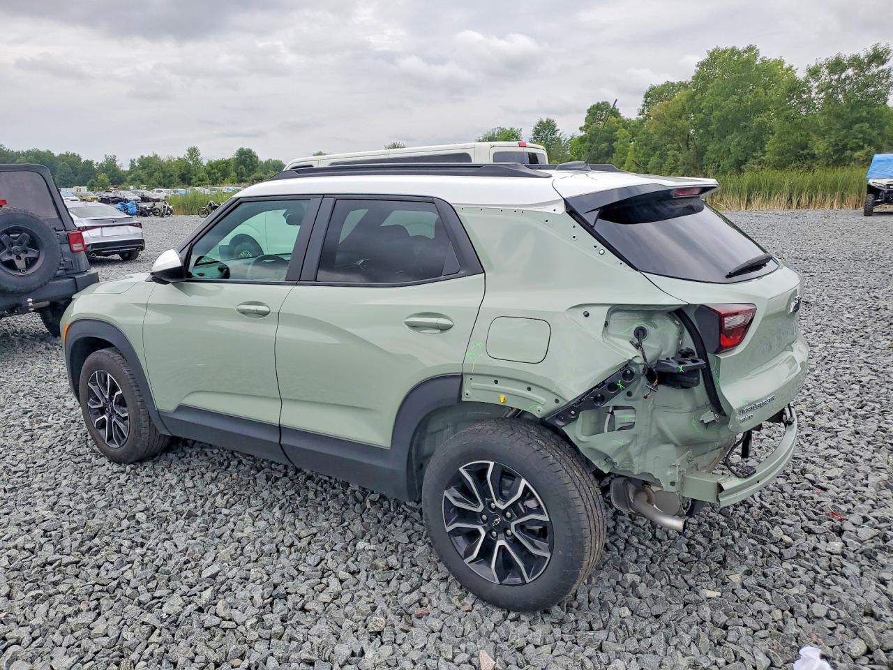 2025 CHEVROLET TRAILBLAZER ACTIV — снимка 2