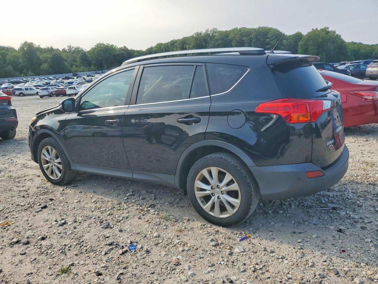 2015 TOYOTA RAV4 LIMITED — снимка 2