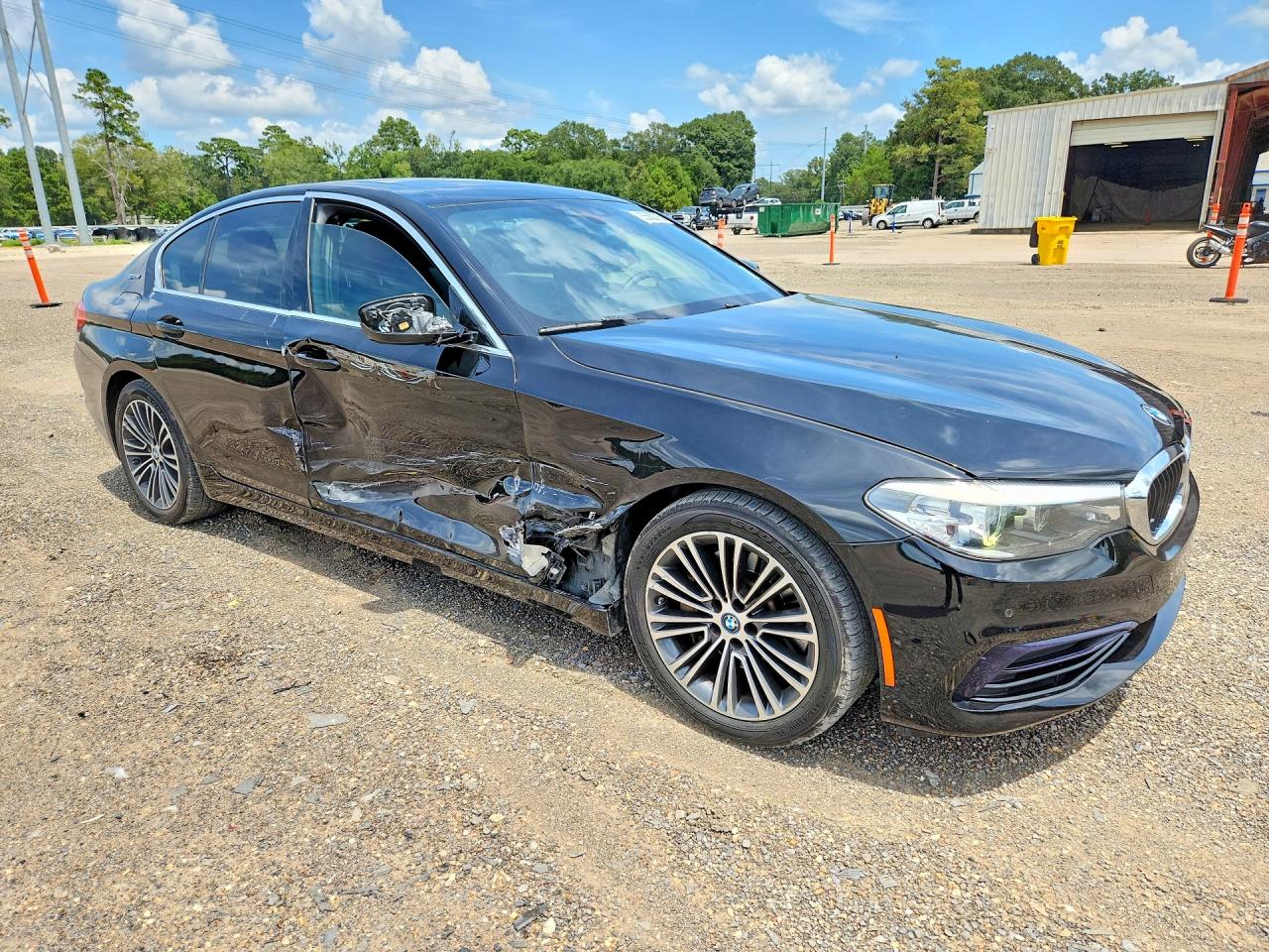 2019 BMW 530E — снимка 4