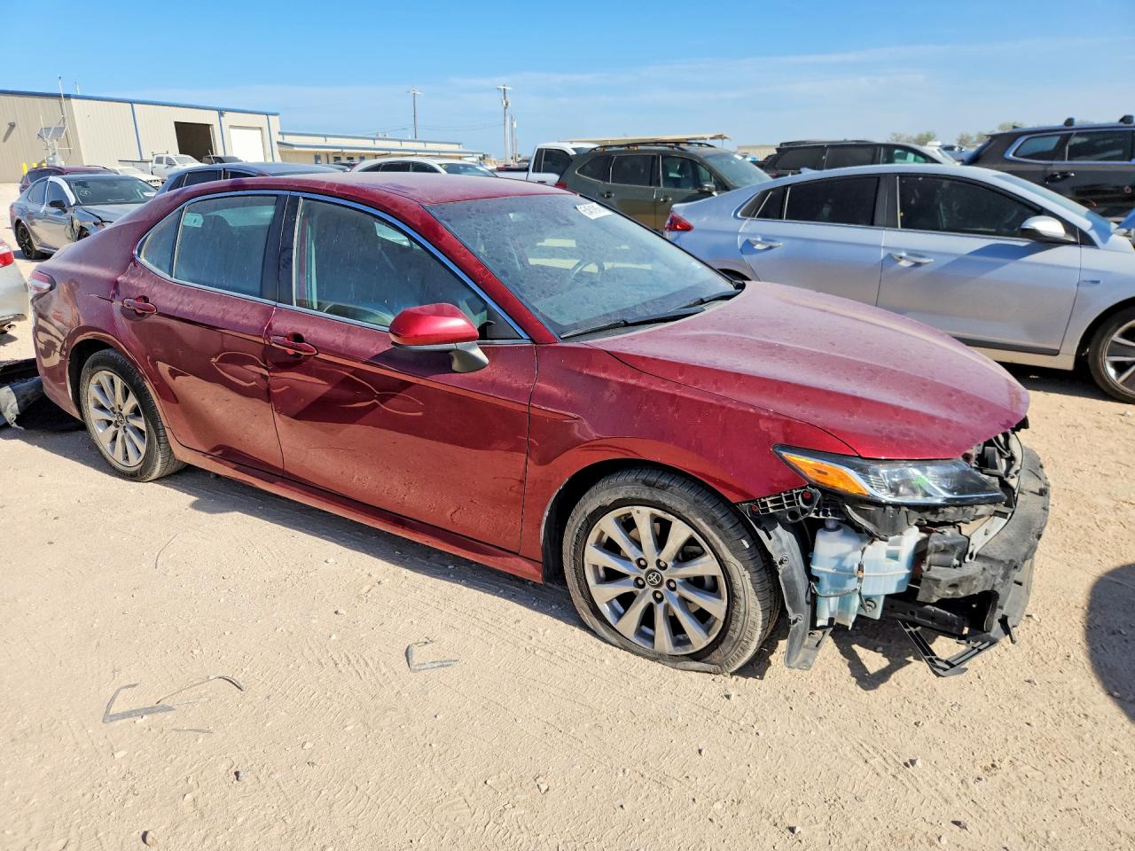 2019 TOYOTA CAMRY LE — снимка 4