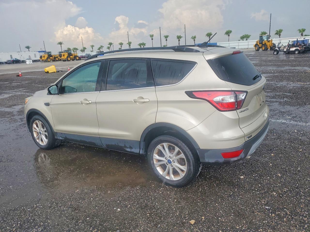 2018 FORD ESCAPE SE — снимка 2