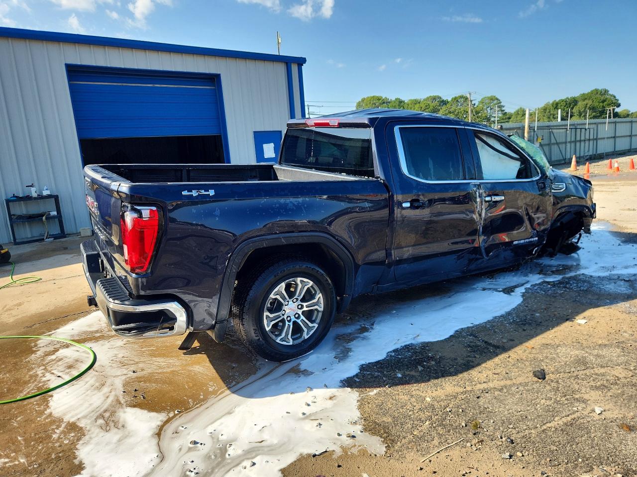 2025 GMC SIERRA K1500 SLT — снимка 3