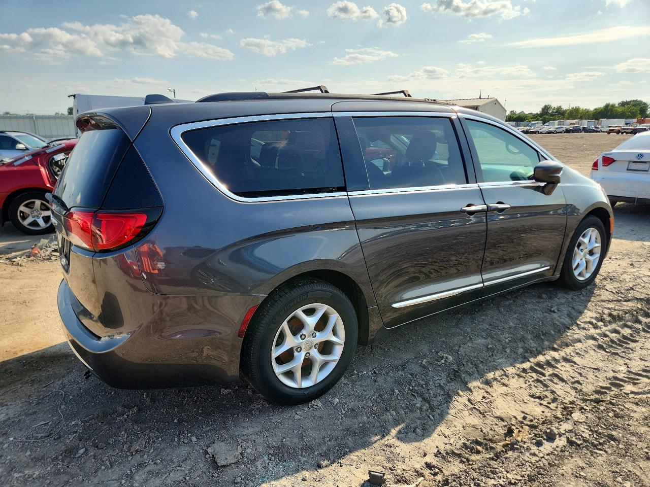 2017 CHRYSLER PACIFICA TOURING L — снимка 3