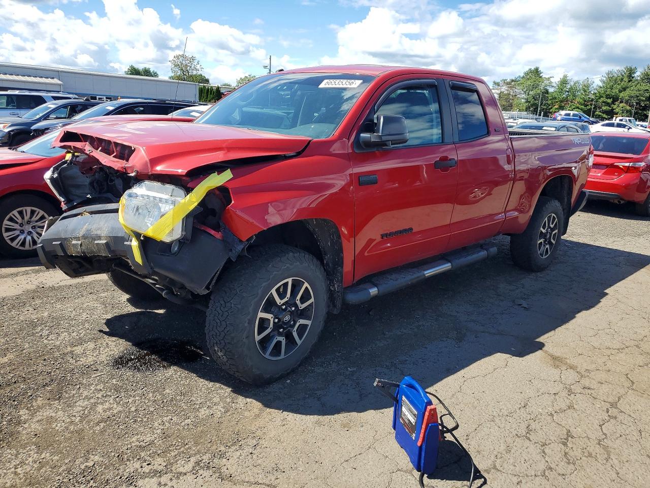 2015 TOYOTA TUNDRA SR5