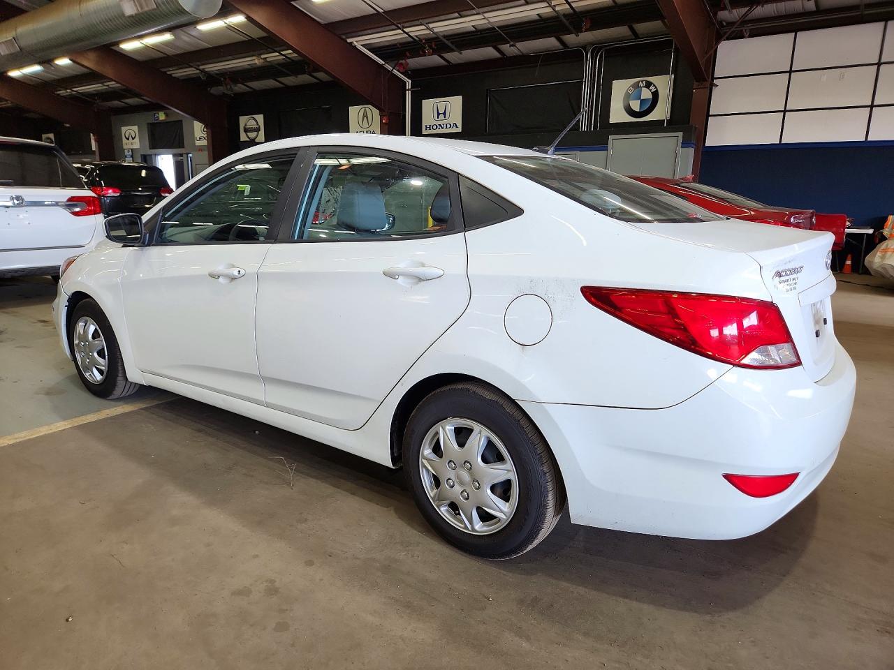 2017 HYUNDAI ACCENT SE — снимка 2