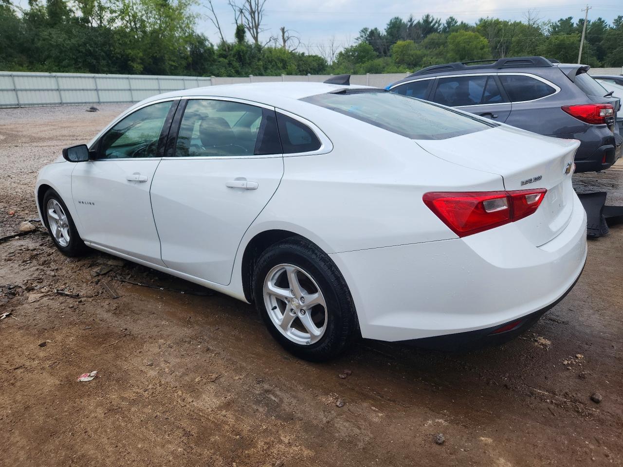2017 CHEVROLET MALIBU LS — снимка 2