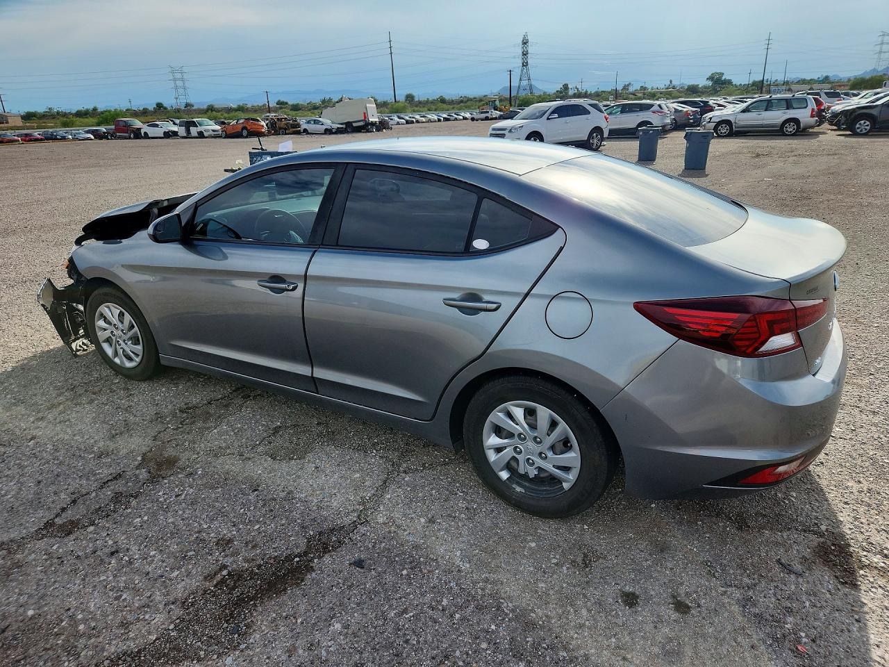 2019 HYUNDAI ELANTRA SE — снимка 2