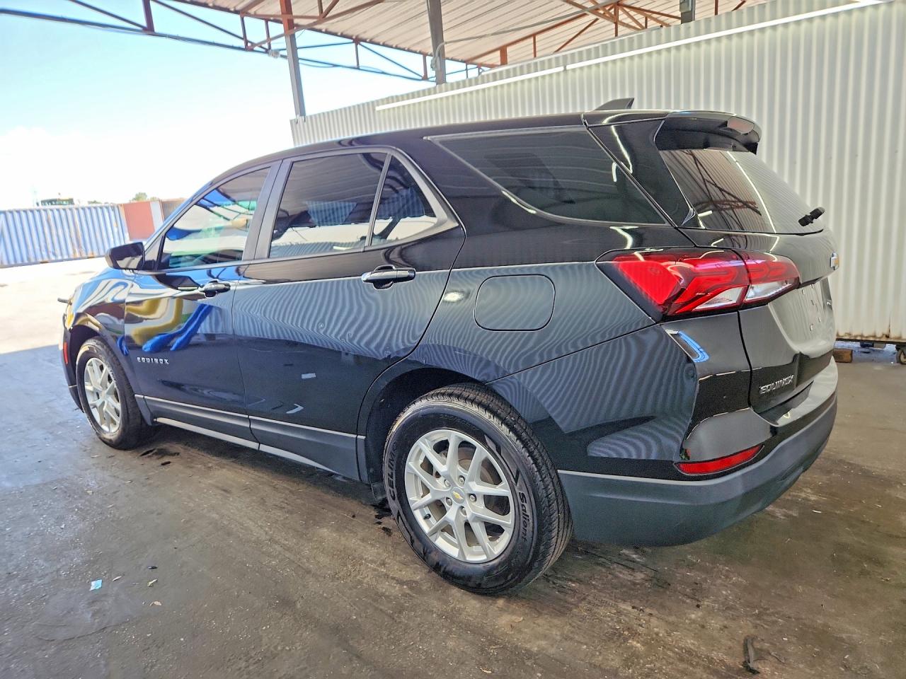 2022 CHEVROLET EQUINOX LS — снимка 2